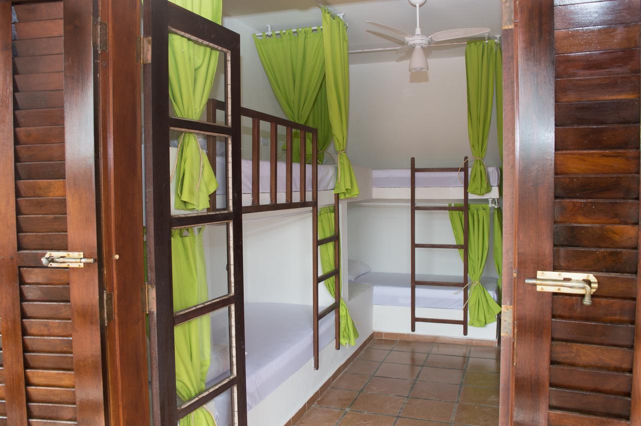 Santo Quintal Hostel Ubatuba Εξωτερικό φωτογραφία